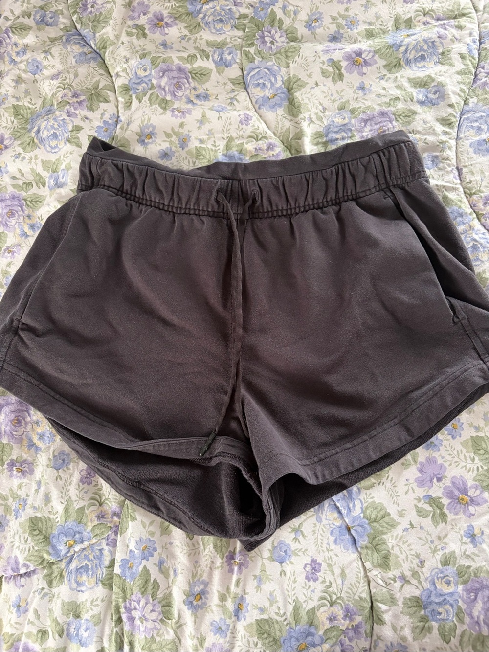 Lululemon Inner Glow Shorts 6
